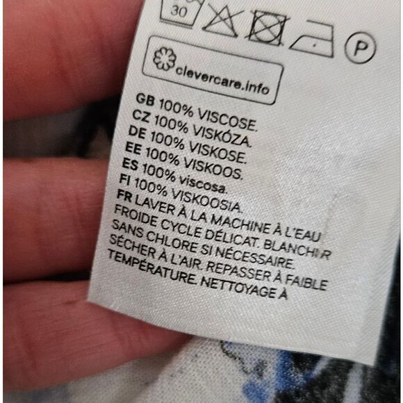 H&m Floral Blue and White Women's Top - Picture 6 of 8